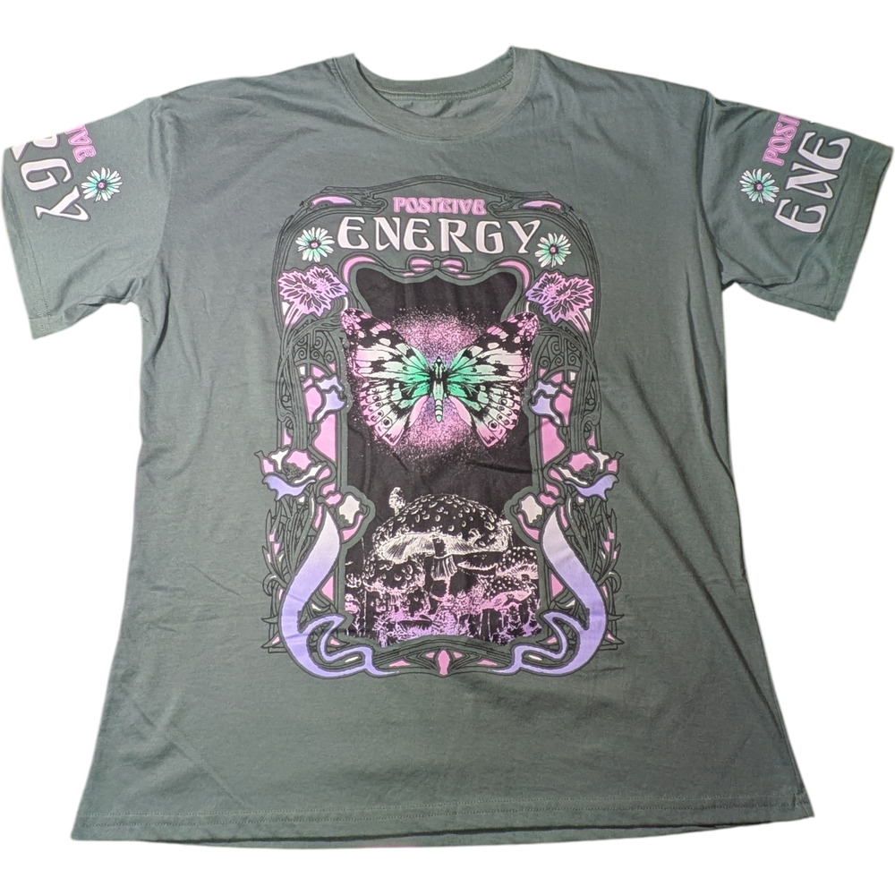 Weekend Warrior Gray Graphic T-Shirt Featuring A Decorative ENERGY Design Size L